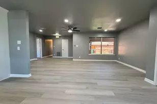 7715 Catalina Ln, Houston, TX 77075 - Photo 6