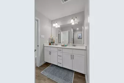 15007 Eagle Feather Court, Houston, TX 77090 - Photo 16