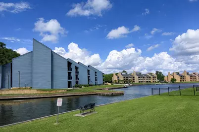 12254 Trail Hollow Drive, Montgomery, TX 77356 - Photo 18