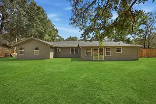 13570 Moss Hill Dr, Beaumont, TX 77713 - Photo 36