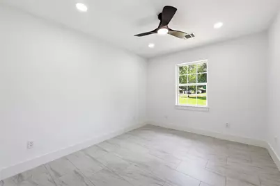 13570 Moss Hill Drive, Beaumont, TX 77713 - Photo 20