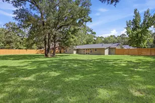 13570 Moss Hill Dr, Beaumont, TX 77713 - Photo 38