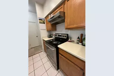 17591 Red Oak Drive, Houston, TX 77090 - Photo 8