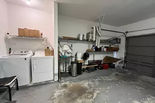 17591 Red Oak Dr, Houston, TX 77090 - Photo 18