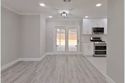 4947 Poinciana Drive, Houston, TX 77092 - Photo 4