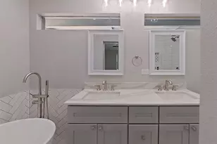 4947 Poinciana Dr, Houston, TX 77092 - Photo 6