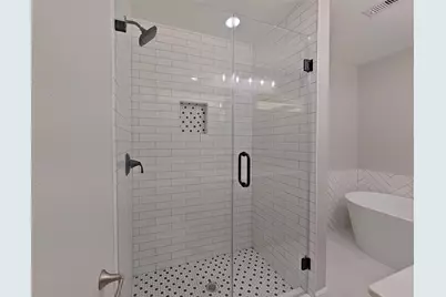 4947 Poinciana Drive, Houston, TX 77092 - Photo 8