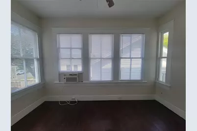 2221 35th Street #2, Galveston, TX 77550 - Photo 8