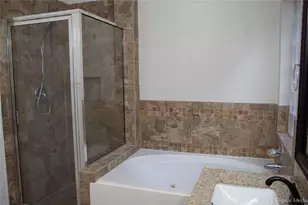 4918 Pinder Ln, Pearland, TX 77584 - Photo 22