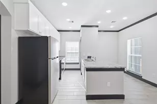 9412 Crofton St, Houston, TX 77016 - Photo 14