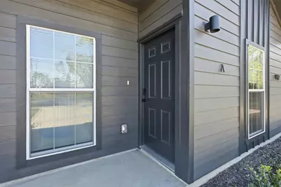 9412 Crofton Street #B, Houston, TX 77016 - Photo 2