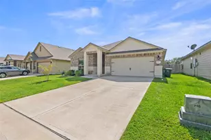 1935 Cartwright St, Bryan, TX 77807 - Photo 2