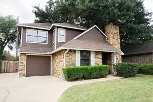 17 Regency Ln, Houston, TX 77088 - Photo 1