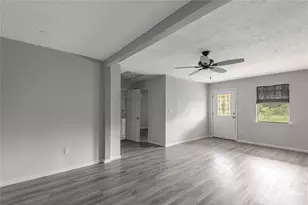 26353 Bedias Dr, Bedias, TX 77831 - Photo 12