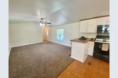 160 Champion Way, Livingston, TX 77351 - Photo 4