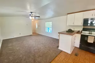 160 Champion Way, Livingston, TX 77351 - Photo 4