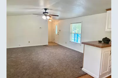 160 Champion Way, Livingston, TX 77351 - Photo 6