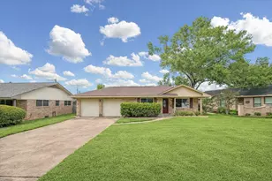 1607 Willowby Dr, Houston, TX 77008 - Photo 1