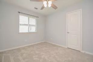 4006 Dell Ln, Missouri City, TX 77459 - Photo 12