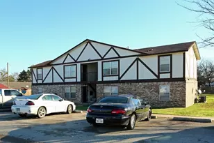 101 Pecan St, Grandview, TX 76050 - Photo 2