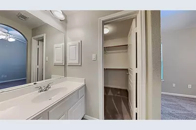 12402 Santiago Cove Lane, Houston, TX 77041 - Photo 18