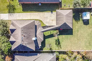 3919 Copper Crk, Baytown, TX 77521 - Photo 4