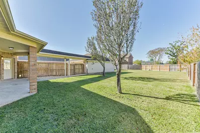 3919 Copper Creek, Baytown, TX 77521 - Photo 46