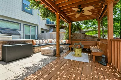 1111 W 26th Street, Houston, TX 77008 - Photo 32