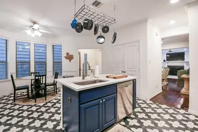 1111 W 26th Street, Houston, TX 77008 - Photo 6