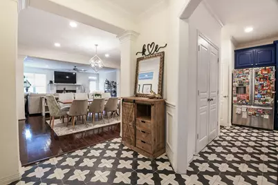 1111 W 26th Street, Houston, TX 77008 - Photo 4