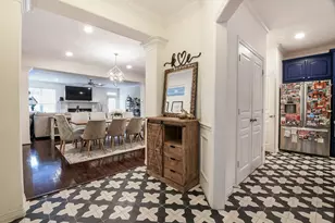 1111 W 26th St, Houston, TX 77008 - Photo 4