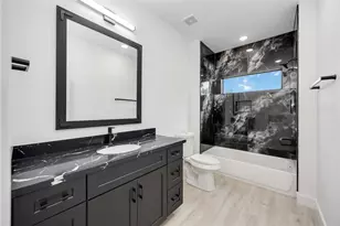 3020 Retta St, Houston, TX 77026 - Photo 10