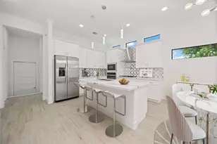 3020 Retta St, Houston, TX 77026 - Photo 6
