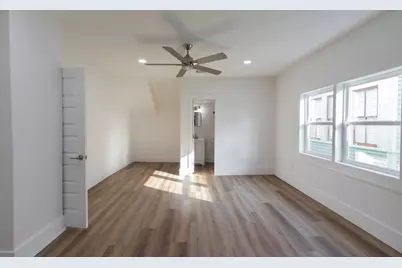 3124 Avenue R 1/2, Galveston, TX 77550 - Photo 26