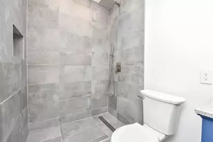357 N Post Oak Ln, Houston, TX 77024 - Photo 22