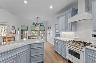 1924 Fairway Dr, Huntsville, TX 77340 - Photo 10