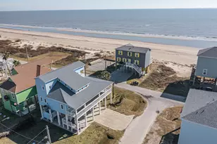 1325 Emerald Dr, Crystal Beach, TX 77650 - Photo 2