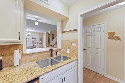 1953 Stoney Brook Drive #1953, Houston, TX 77063 - Photo 6