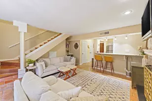 1953 Stoney Brook Dr, Houston, TX 77063 - Photo 8