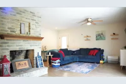 215 County Road 193, Alvin, TX 77511 - Photo 12