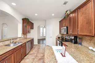 8627 Sweet Pasture Dr, Tomball, TX 77375 - Photo 10