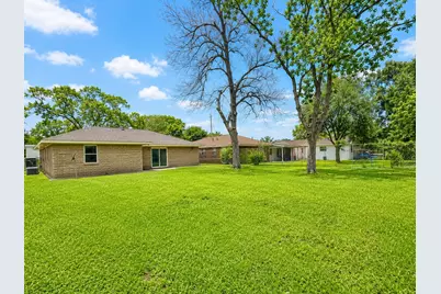 705 Evanston Street, Houston, TX 77015 - Photo 18