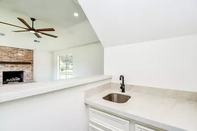 1610 Calveryman Lane, Katy, TX 77449 - Photo 14