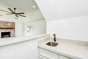 1610 Calveryman Ln, Katy, TX 77449 - Photo 14