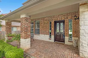 3310 Compass Ct, Conroe, TX 77301 - Photo 4