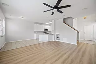 235 W Stedhill Loop, The Woodlands, TX 77384 - Photo 6