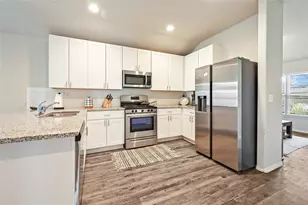 21018 Wenze Ln, New Caney, TX 77357 - Photo 8