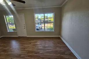 1219 Pilot Point Dr, Houston, TX 77038 - Photo 2