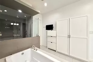 707 W Clay St, Houston, TX 77019 - Photo 18