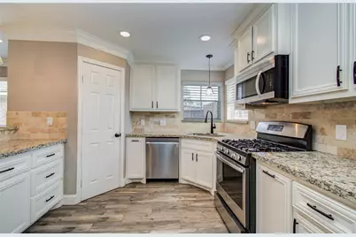 2010 Wildwood Drive, Deer Park, TX 77536 - Photo 16